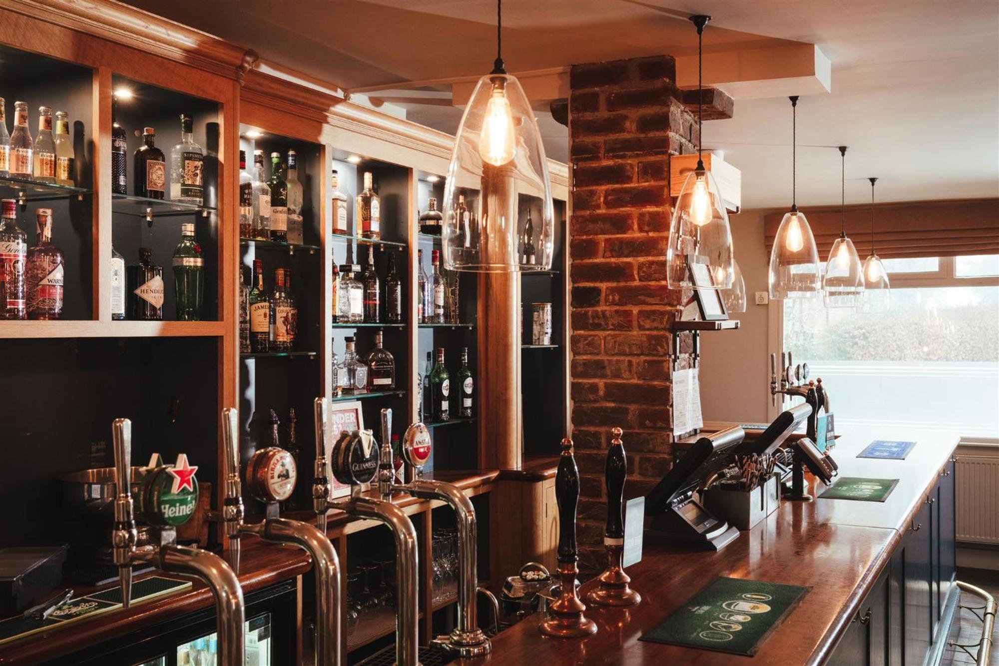 The Goudhurst Inn Экстерьер фото