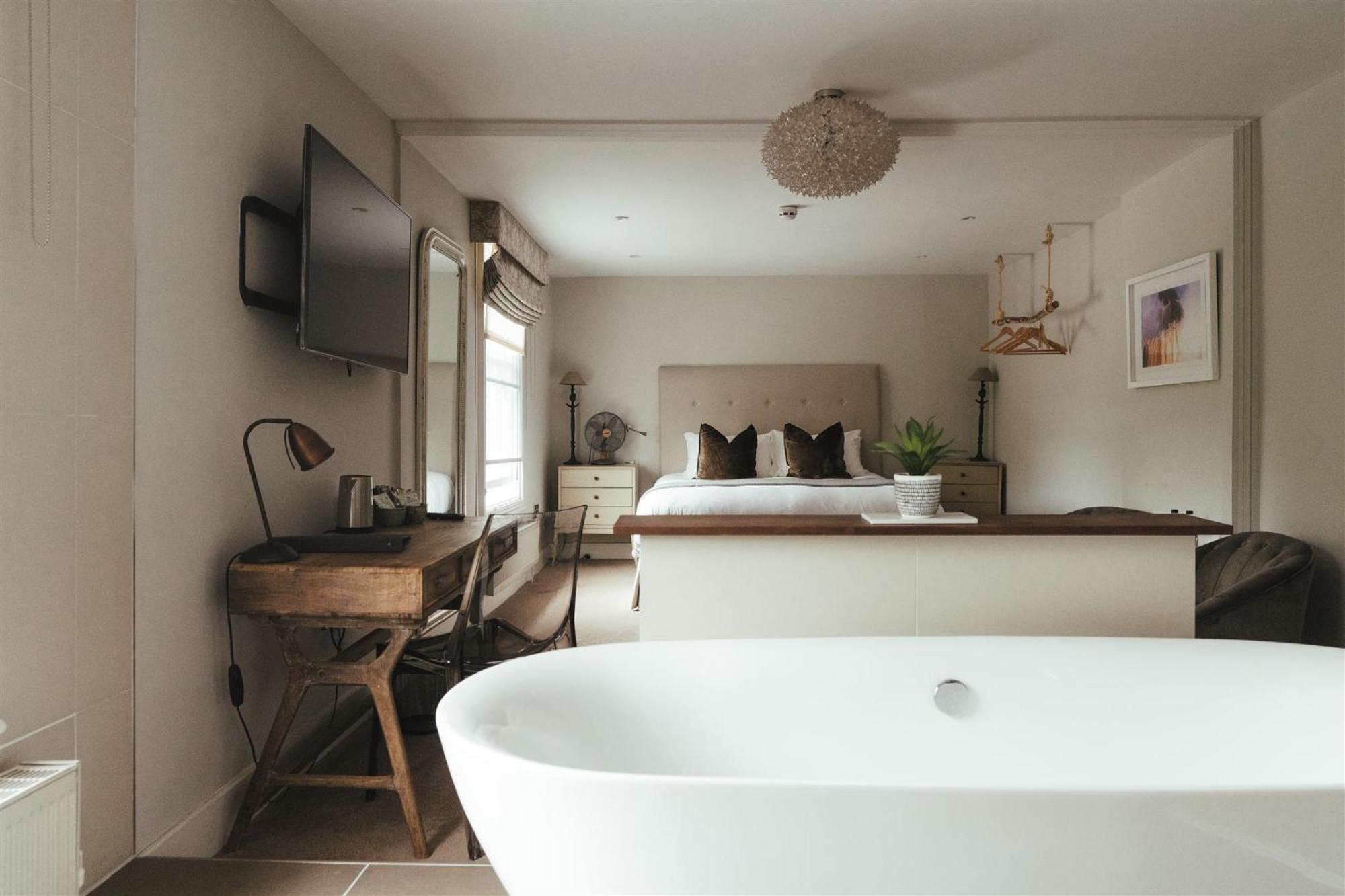 The Goudhurst Inn Экстерьер фото